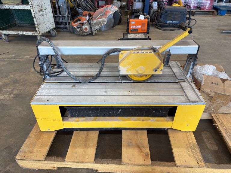 Q.E.P. 24” Bridge Saw