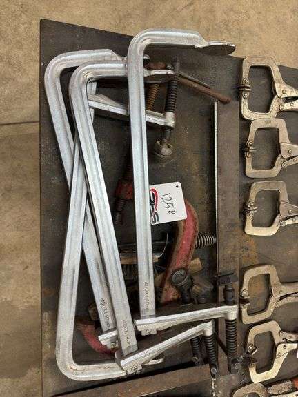 4 400x140 mm C Clamps & 2 Metal Squares