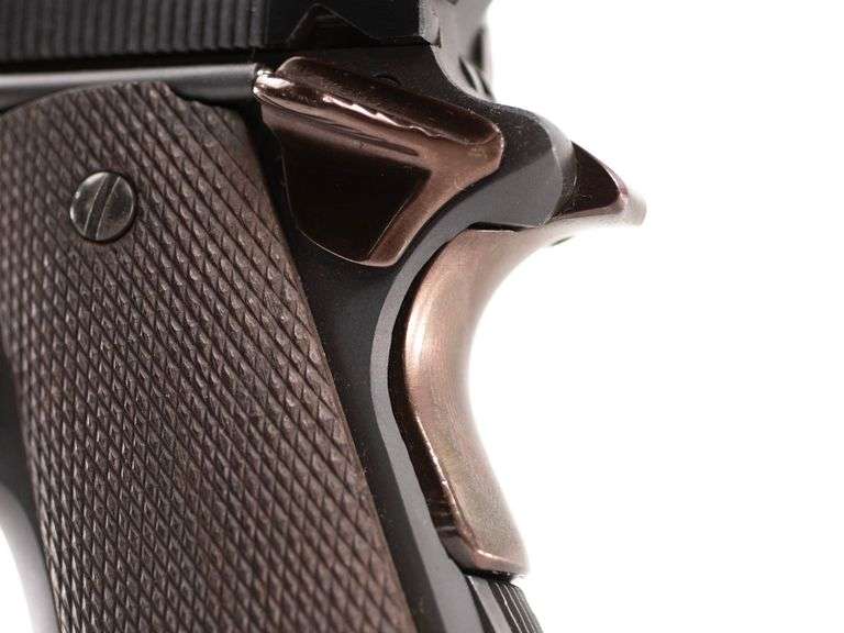 Colt   Combat Commander  45 Acp  Semi Auto Pistol