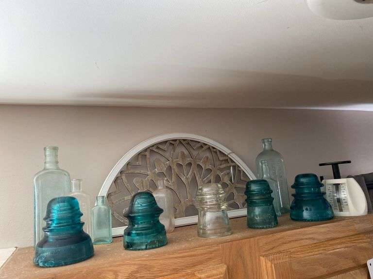 Decorative Insulators & Assorted Decor