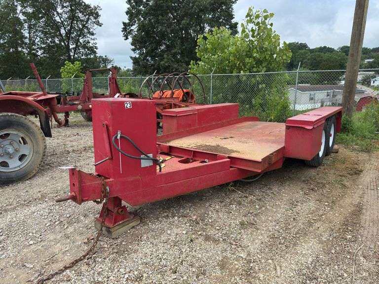 15’ Tilt Trailer