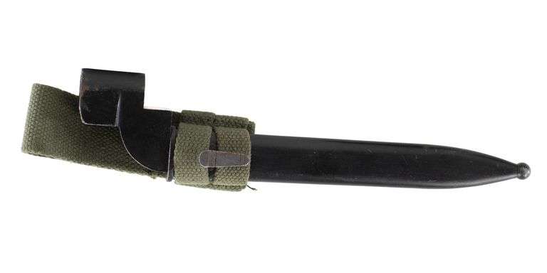 (2) Lee-Enfield Bayonets