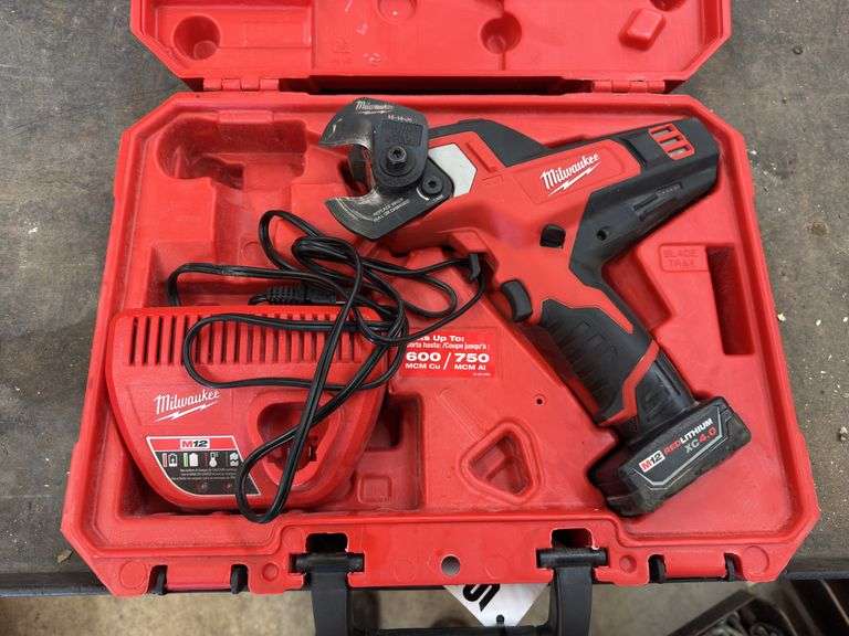 Milwaukee M12 Cable Cutter