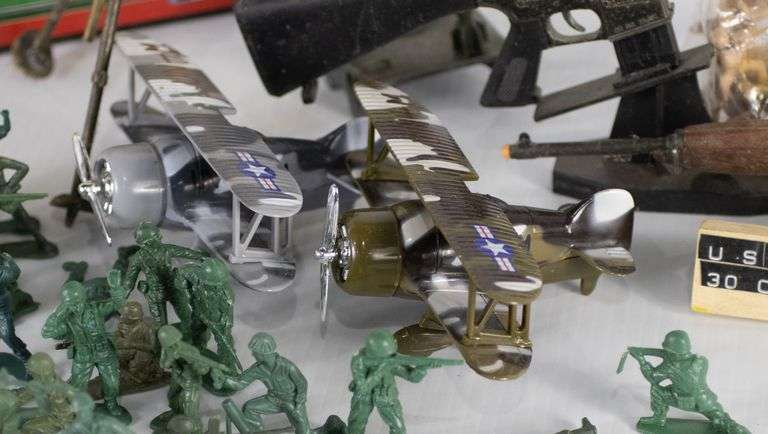 Toy Military Collectables