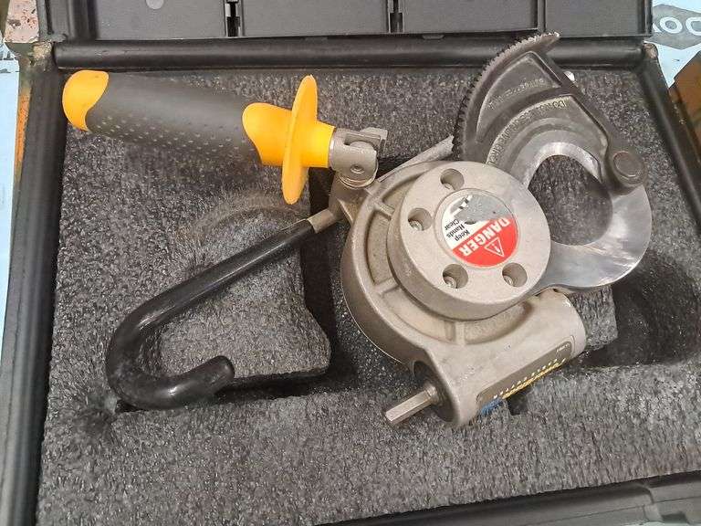 PowerBlade 750 Cable Cutter