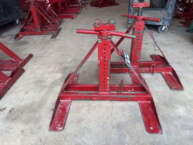 Pair of 2,500lbs Reel Jacks