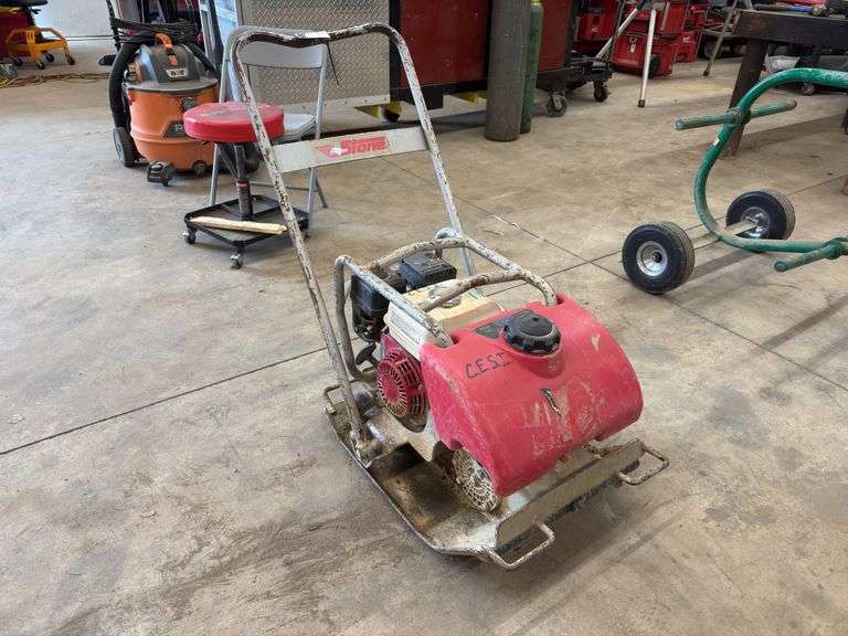 Stone/Silver Fox Plate Compactor