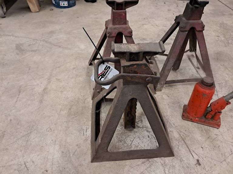 (4) Jack Stands