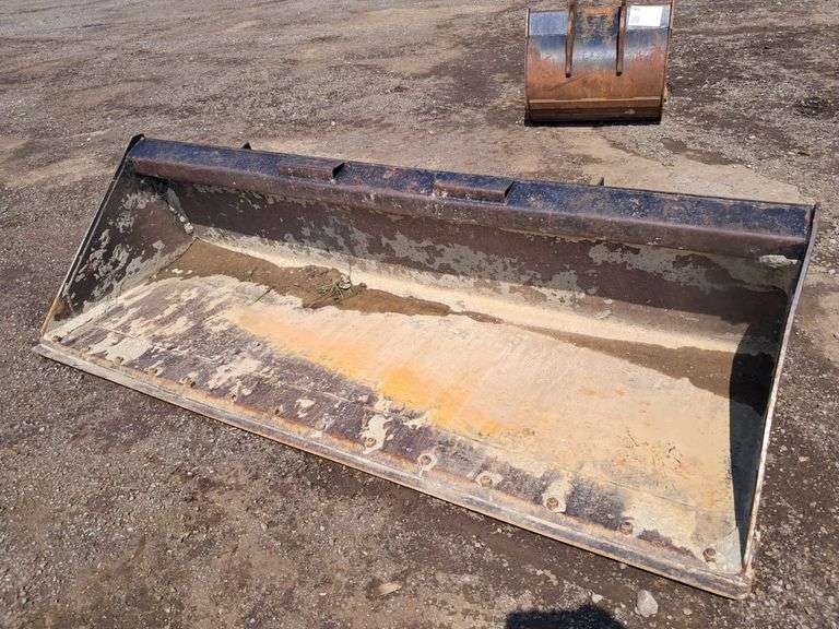 Yanmar  V10-35-3  84"  Quick Attach Bucket