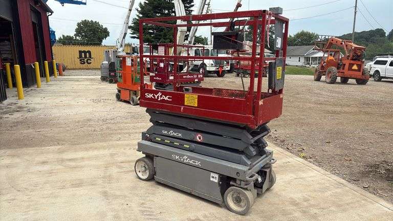 Skyjack  SJIII 3219  Scissor Lift