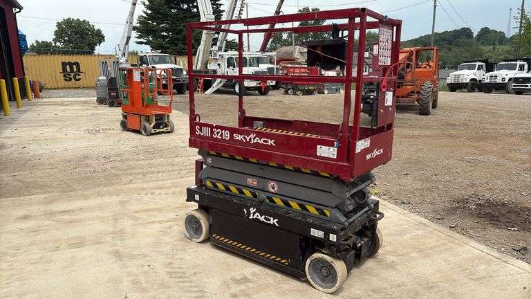 JLG  SJIII 3219  Scissor Lift