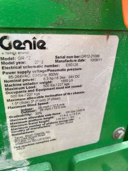 Genie  Rounabout  Personnel Lift