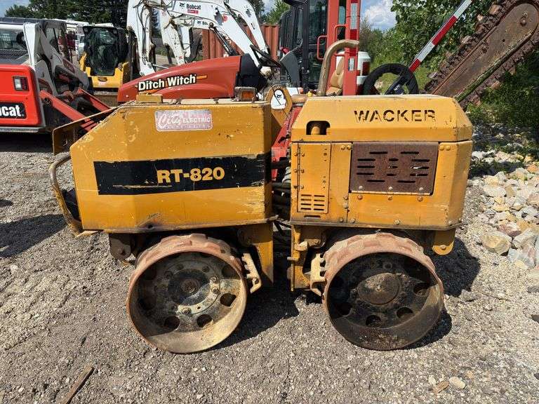 Wacker  RT-820  Trench Compactor