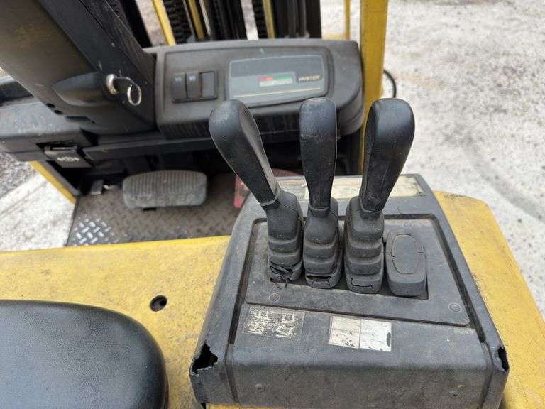 Hyster  Electric Forklift
