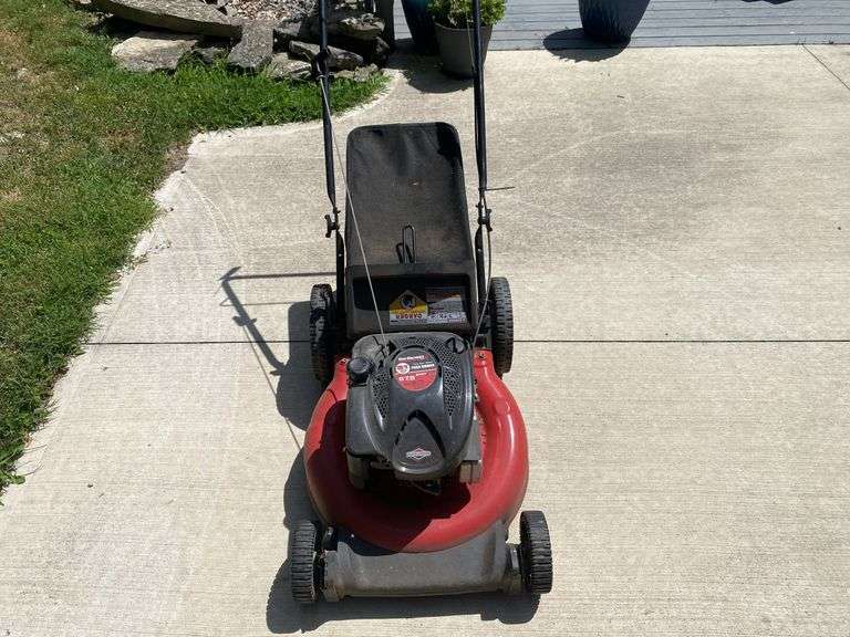 MTD 21" Push Mower w/ Bagger