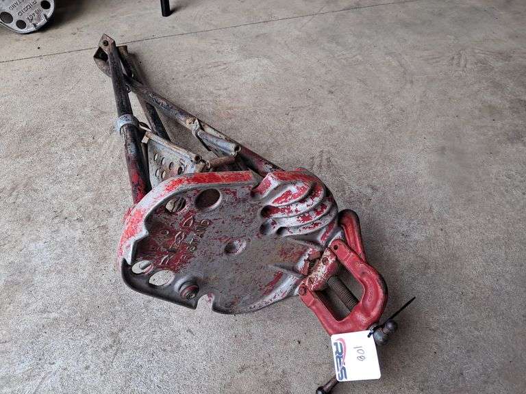 Pipe Threader Table