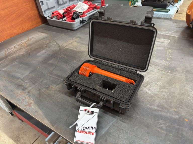 Salisbury Model 4544 Self Testing AC Voltage Detector