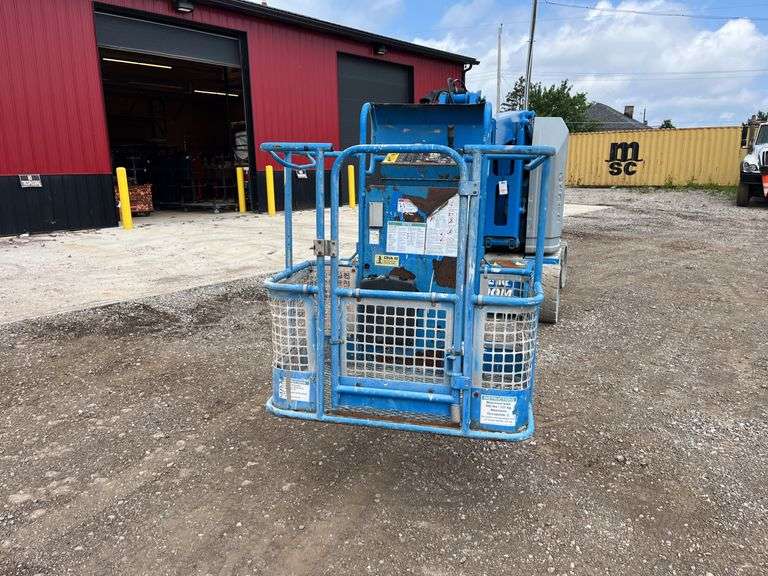 2013  Genie  Z-30/20N RJ  Boom Lift