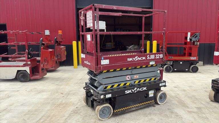Skyjack  SJIII 3219  Scissor Lift