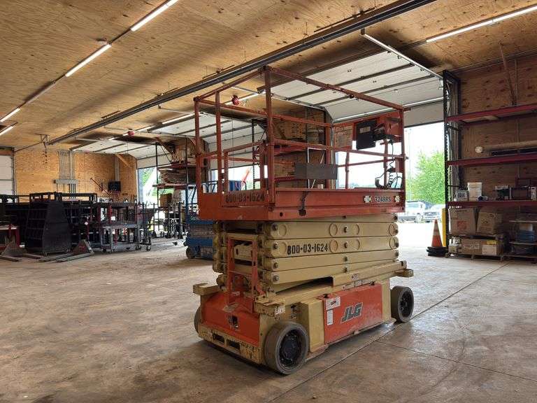JLG  3248 RS  Scissor Lift