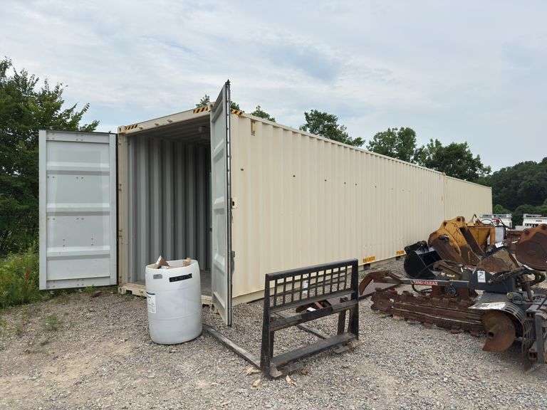 40’ Shipping Container w/ Welded In Shelves