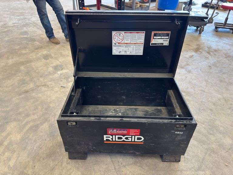 Ridgid Model RB32 Job Box
