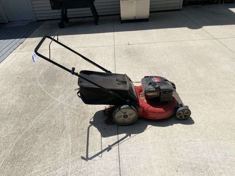 MTD 21" Push Mower w/ Bagger