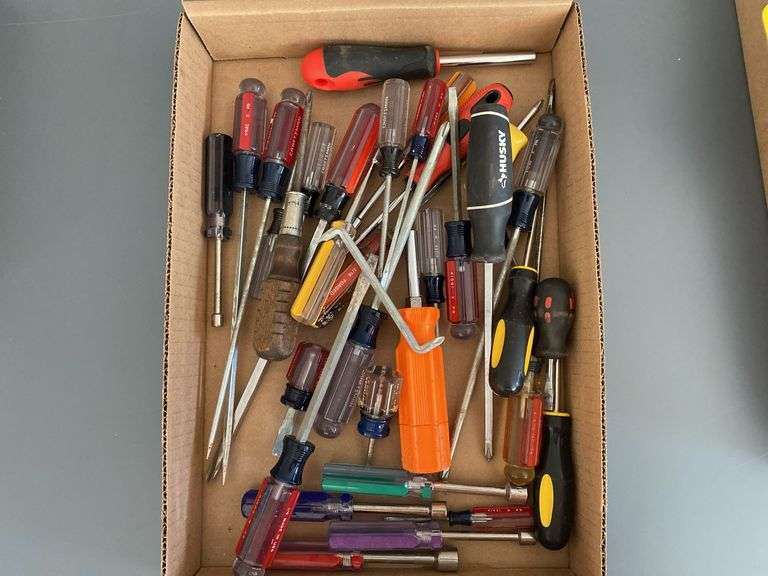 Assorted Screw Drivers