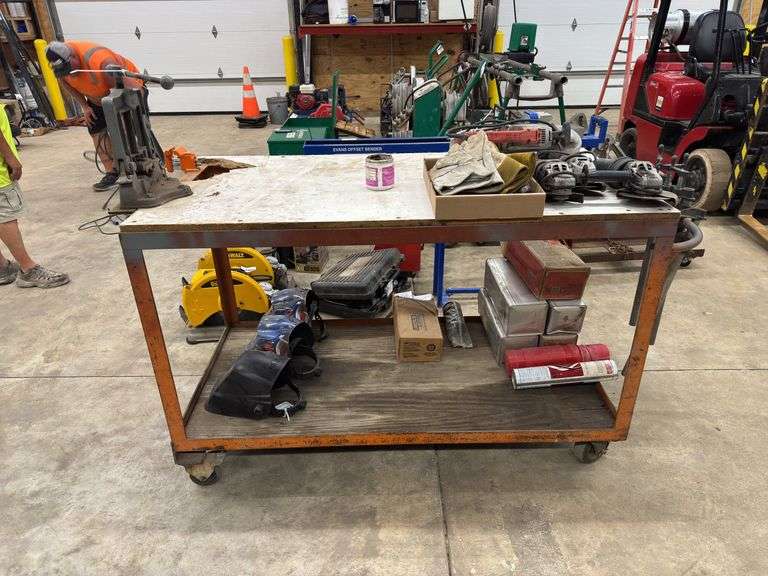 Mobile Welding Table