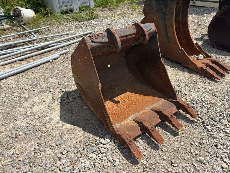 24” Excavator Digging Bucket
