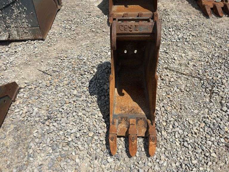 12” Excavator Digging Bucket