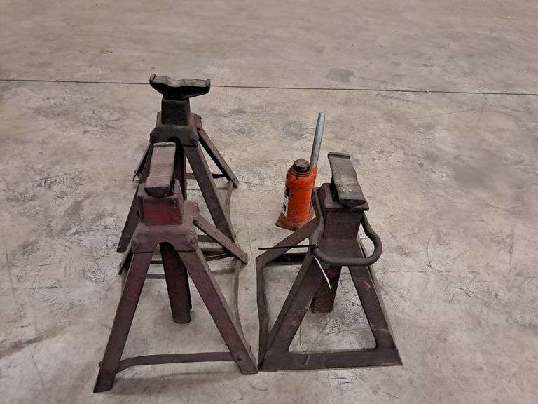 (4) Jack Stands
