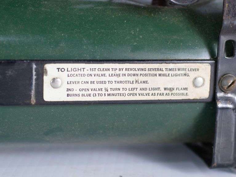 Coleman No. 523 2-Burner Military Stove