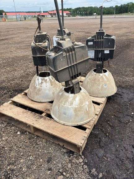 (4) Canister Lights Cooper Lighting