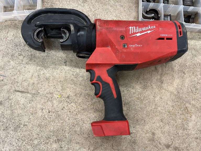 Milwaukee Force Logic 12T Crimper