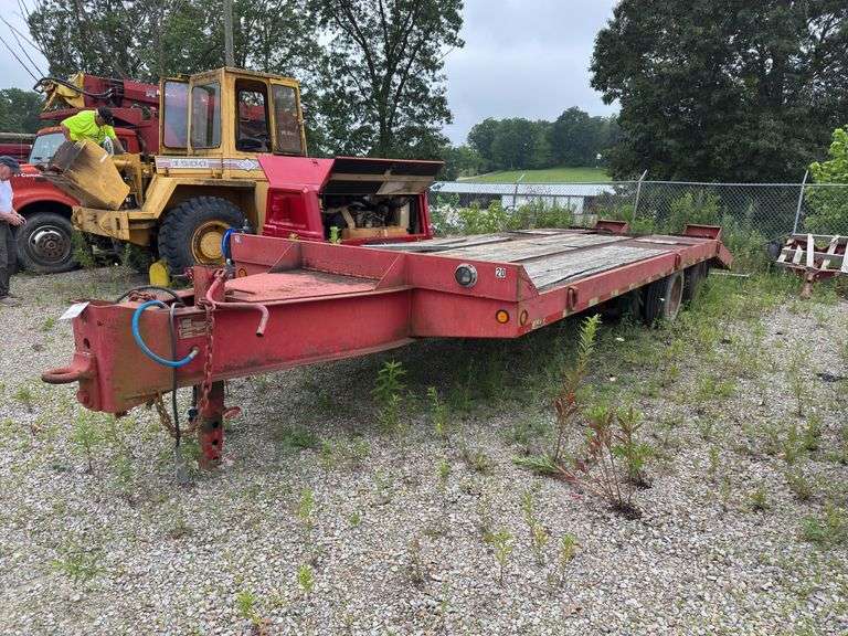 1994  Interstate   40DL  24’  Tag Trailer