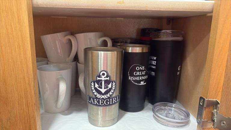 Assorted Cups, Mugs, & Magic Bullet Blender