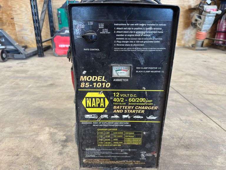 NAPA Model 85-1010 Battery Charger & Starter