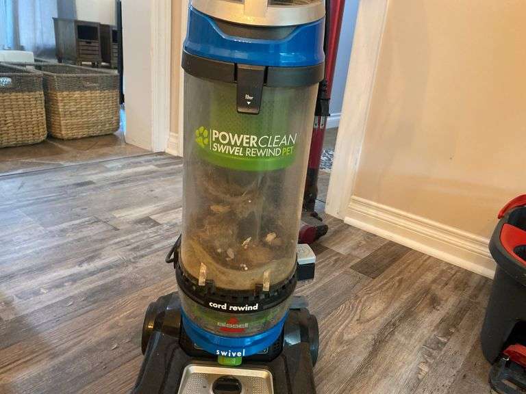 Bissell Vacuum, Rocket Pet Pro Vacuum & Assorted Mops
