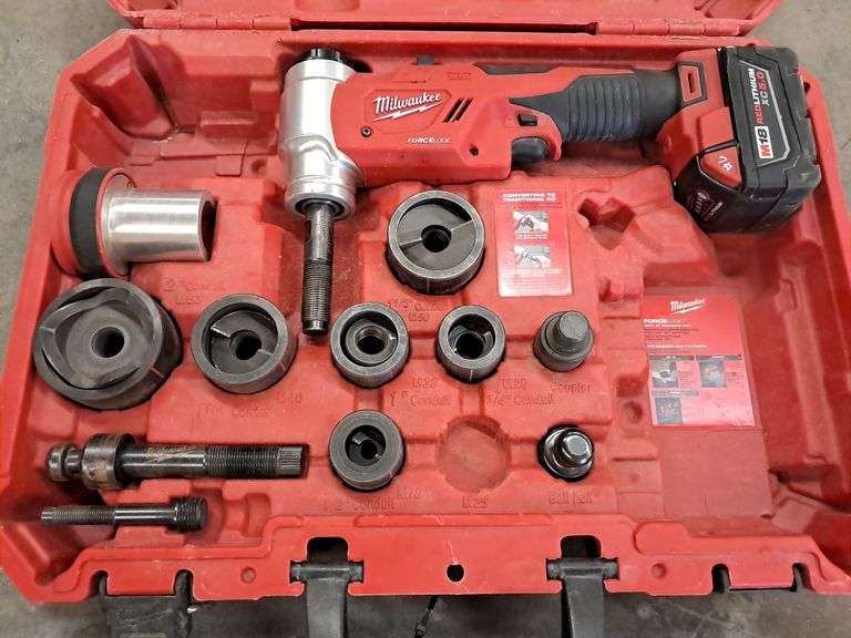 Milwaukee M18 Knockout Kit