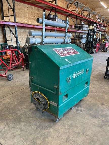 Greenlee 3648 Piano Rolling Gang Box