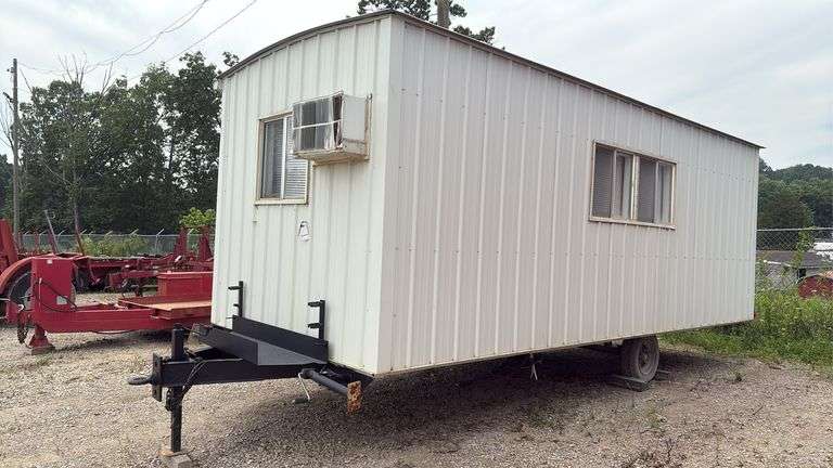21' x 8'6" Office Trailer