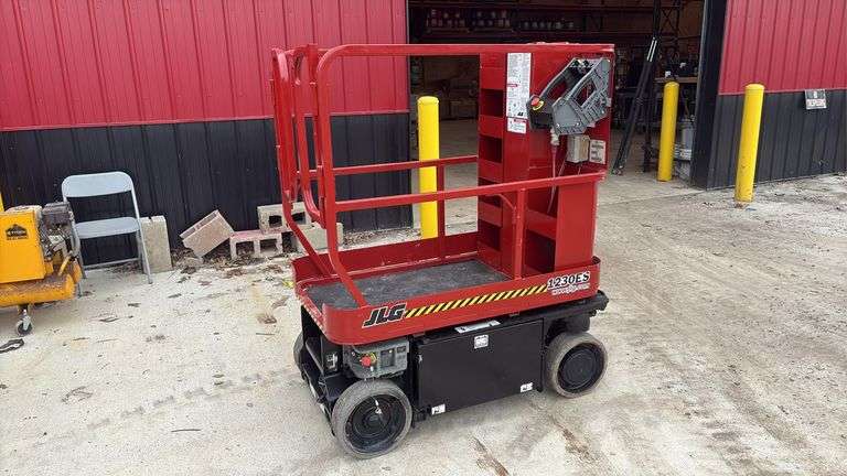 JLG  1230ES  Personnel Lift