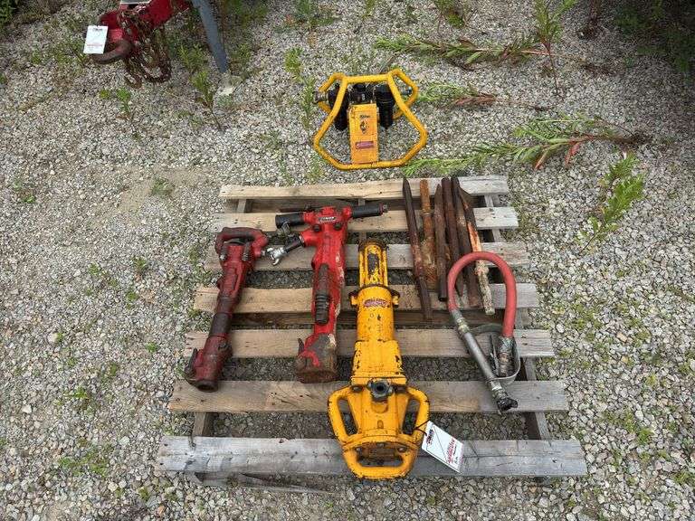 Pneumatic Hammers w/ Driver & Bits