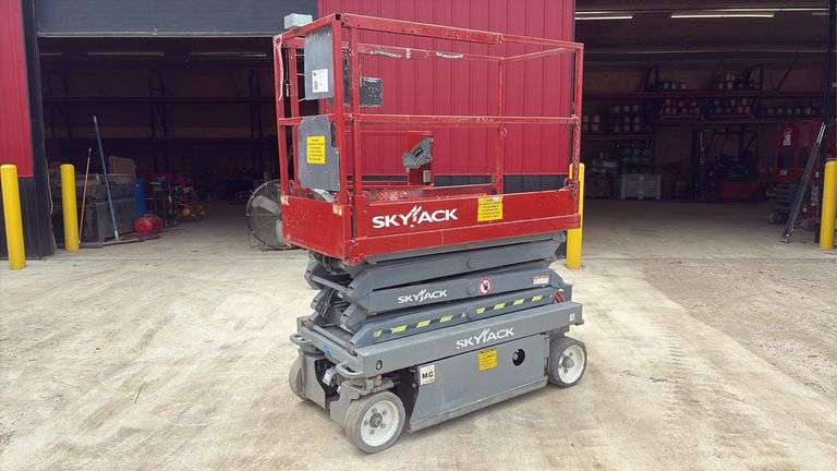 Skyjack  SJIII 3219  Scissor Lift