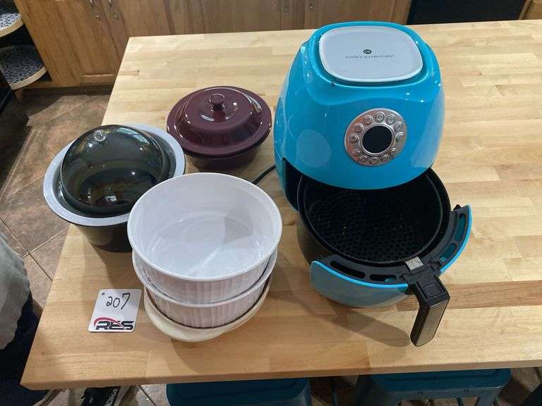 Cooks Essentials Air Fryer, Pampered Chef Bowl w/ Lid, & Other Casserole Dishes