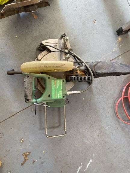 Hitachi C1OFCE2 Table Compound Miter Saw