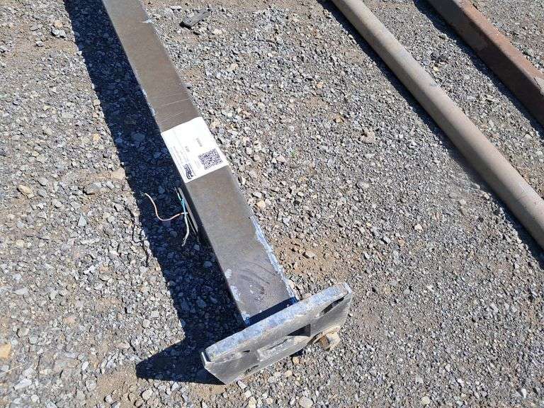 18' Square Light Pole
