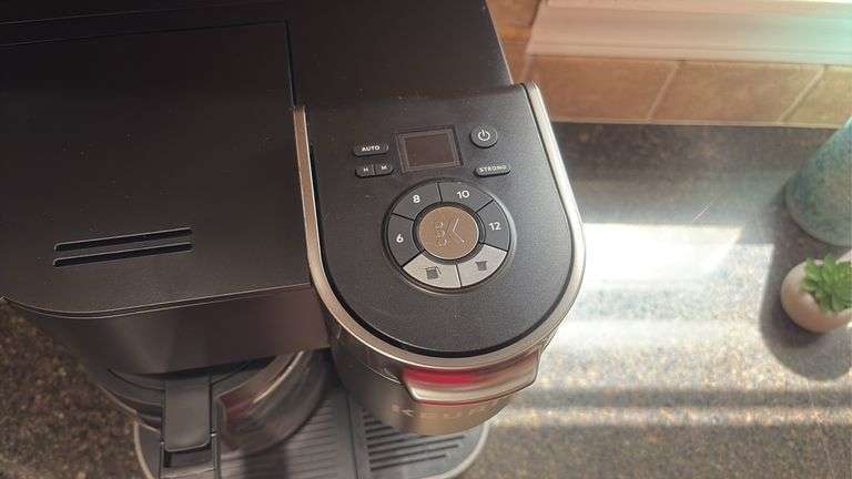 Keurig Coffee Maker w/ K-Cup Option