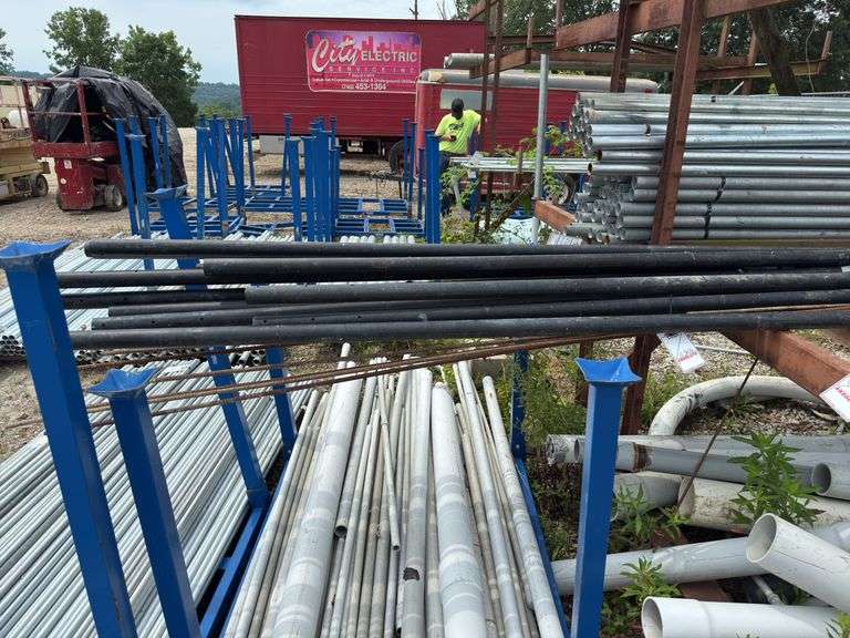 Assortment of Black & Rebar Pipe